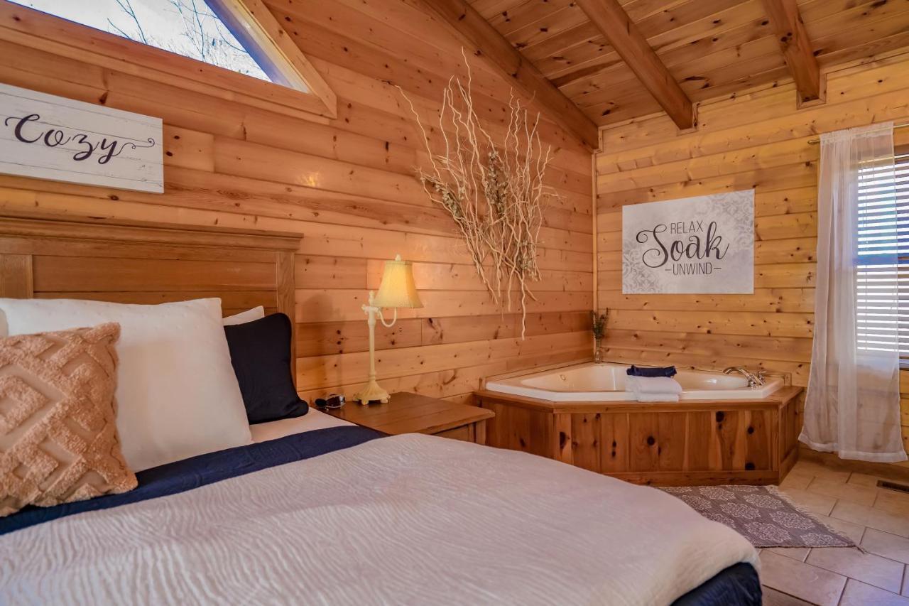 *Family Friendly Cabin Near Dollywood! ピジョンフォージ エクステリア 写真
